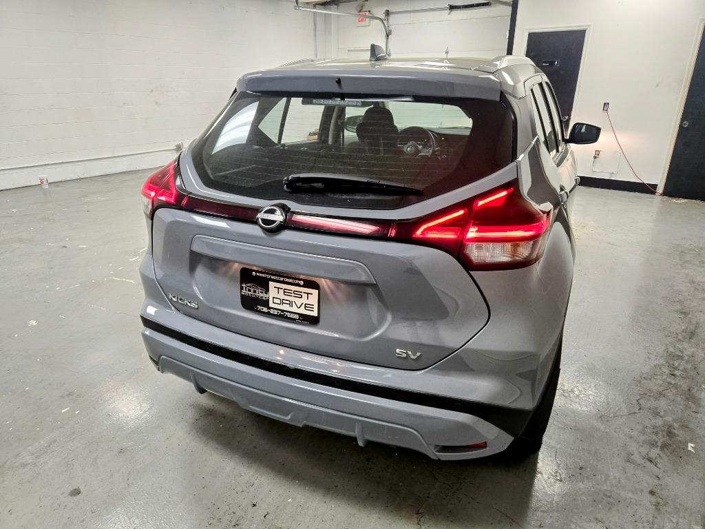 2022 Nissan Kicks SV photo
