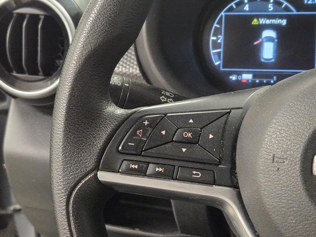 2022 Nissan Kicks SV photo