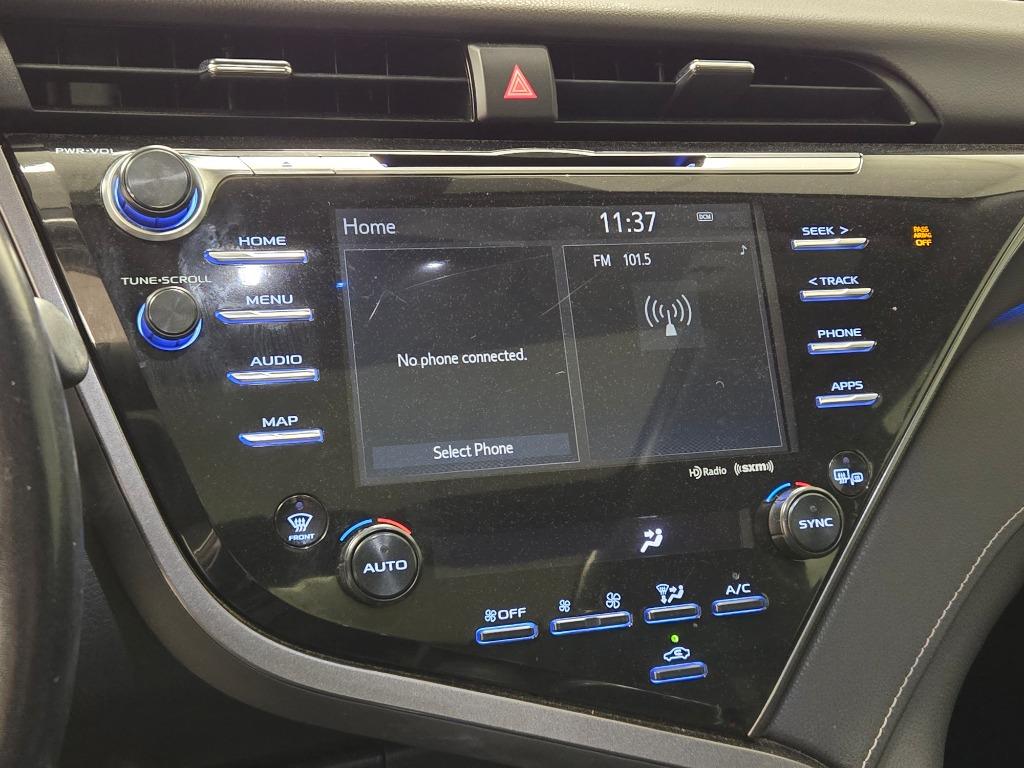 2019 Toyota Camry XSE photo