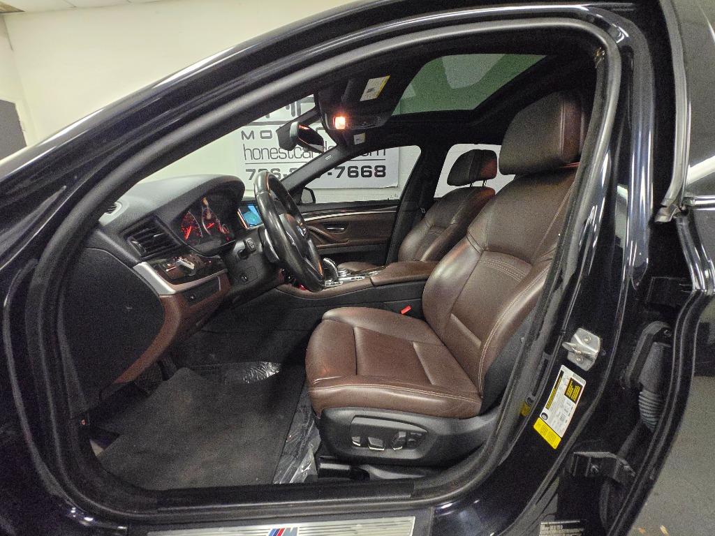 2016 BMW 5-Series 535i photo