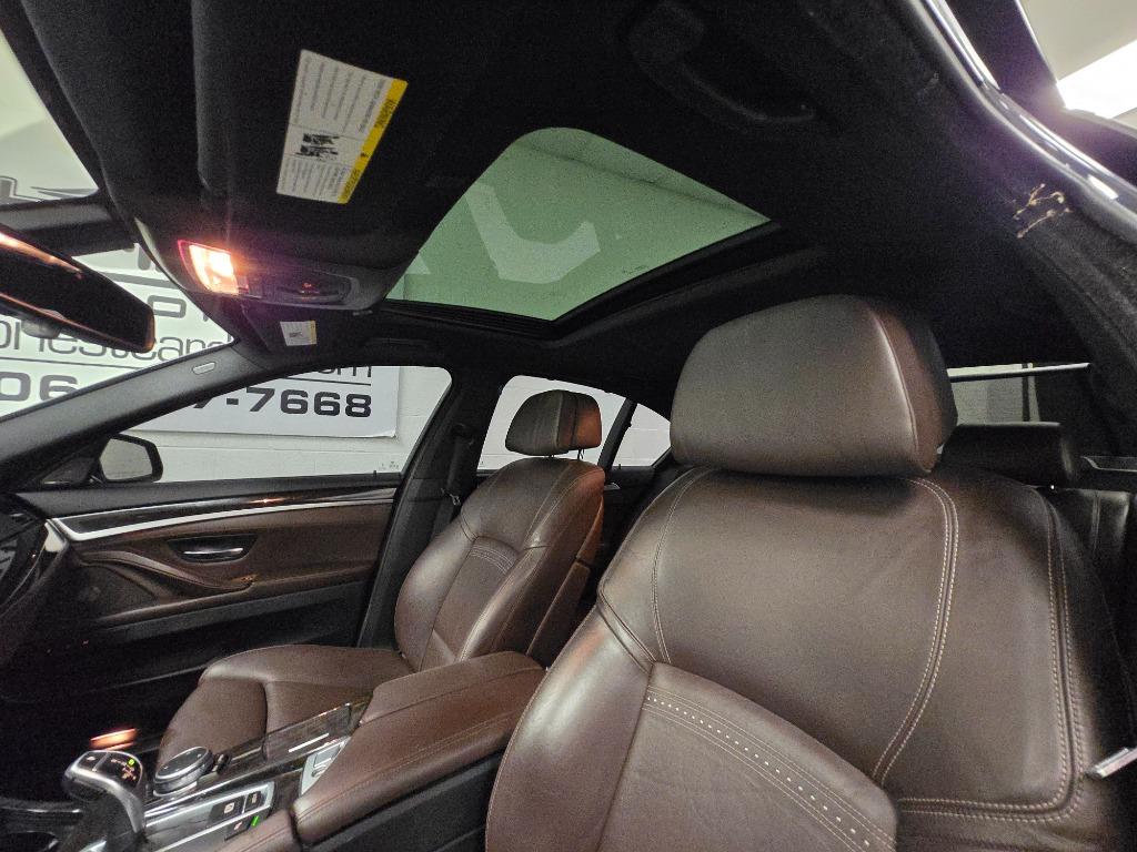 2016 BMW 5-Series 535i photo