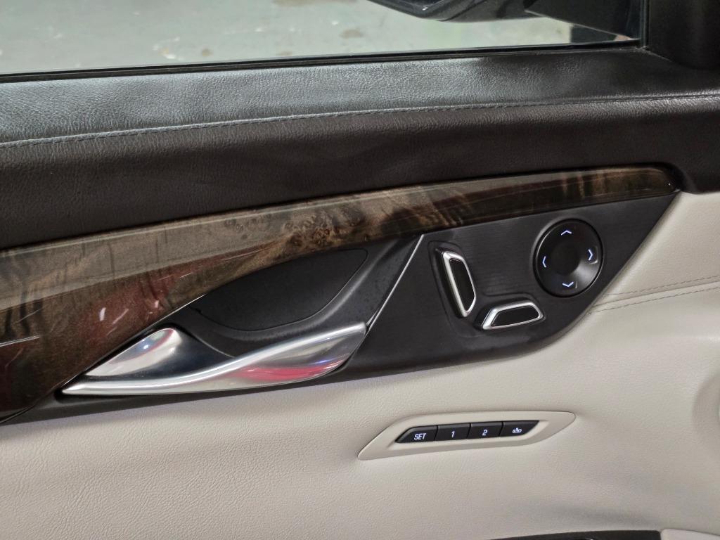 2018 Cadillac CT6 Luxury photo