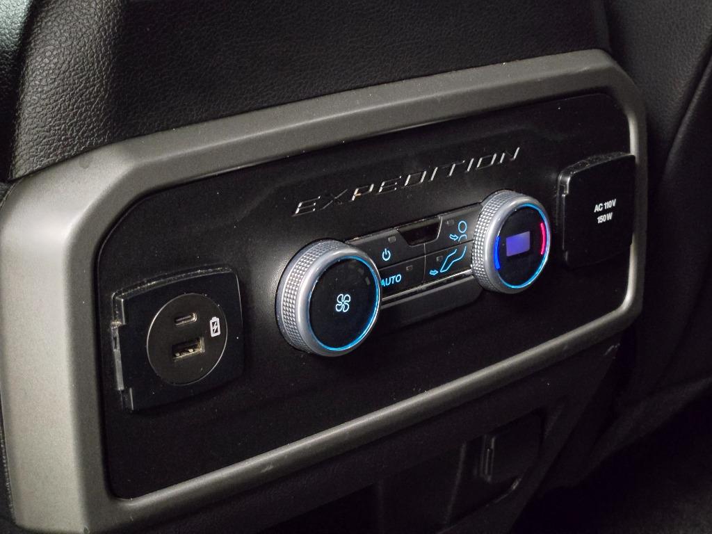 2021 Ford Expedition Max XLT photo