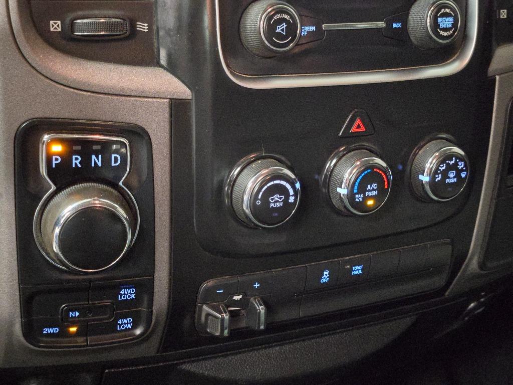 2017 RAM 1500 Tradesman photo