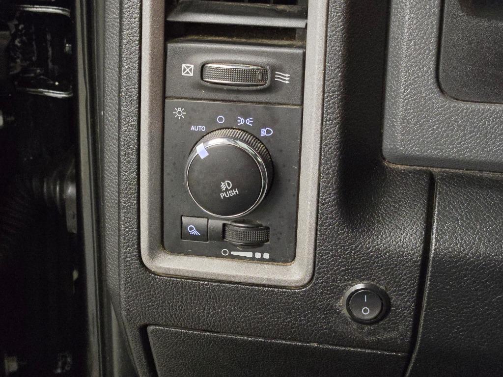 2017 RAM 1500 Tradesman photo
