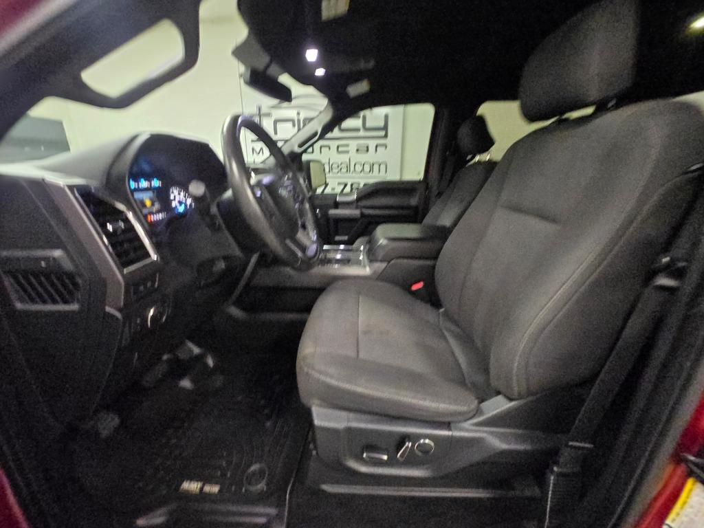 2015 Ford F150 XLT photo