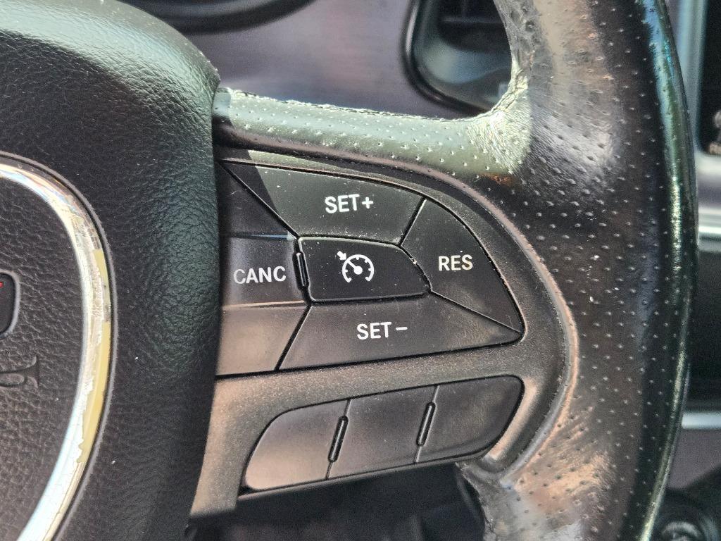2016 Dodge Challenger R/T photo