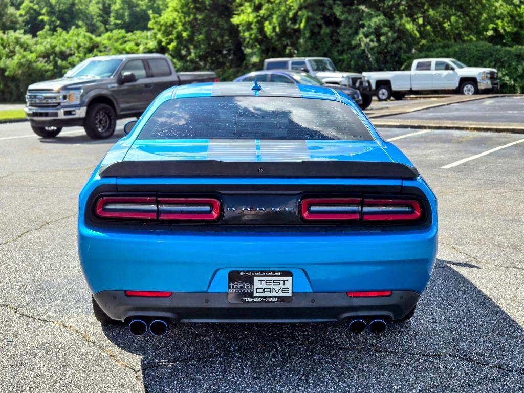 2016 Dodge Challenger R/T photo