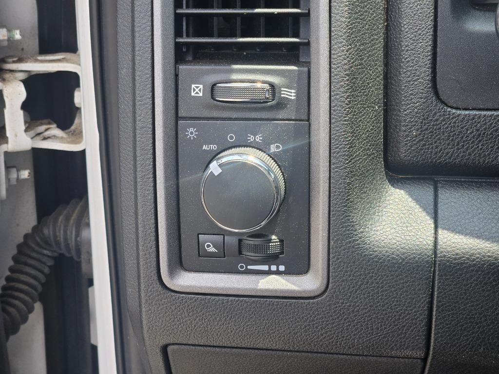 2021 RAM 1500 DS Tradesman photo