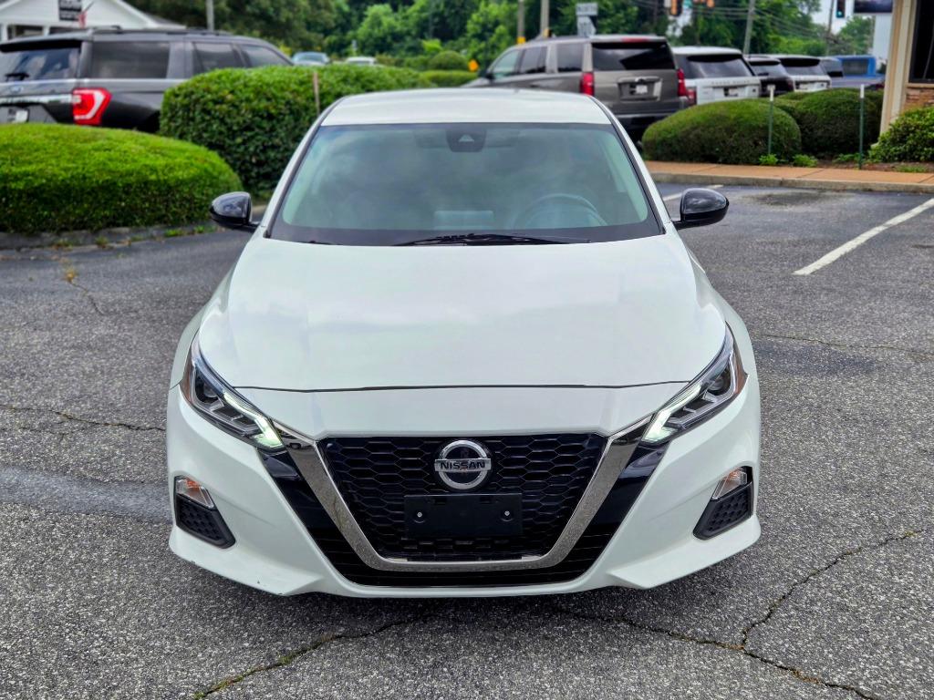 2020 Nissan Altima SR photo