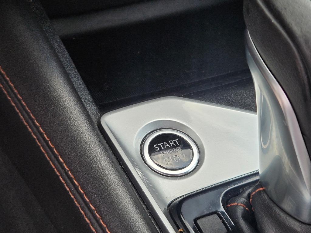 2020 Nissan Altima SR photo