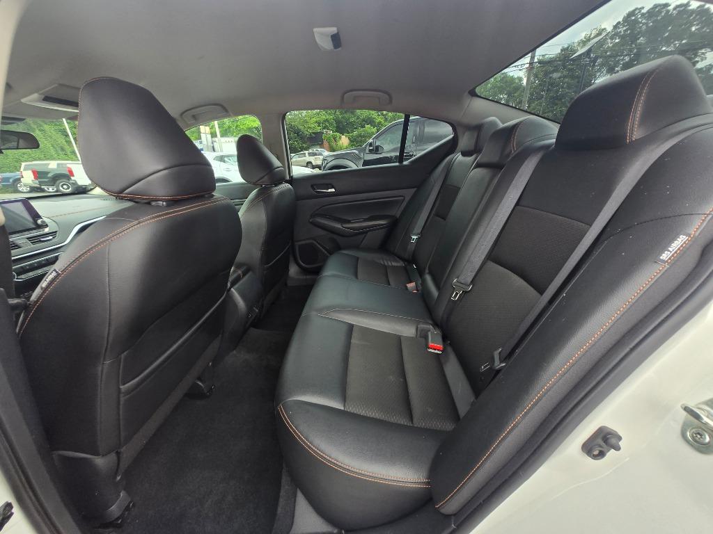 2020 Nissan Altima SR photo