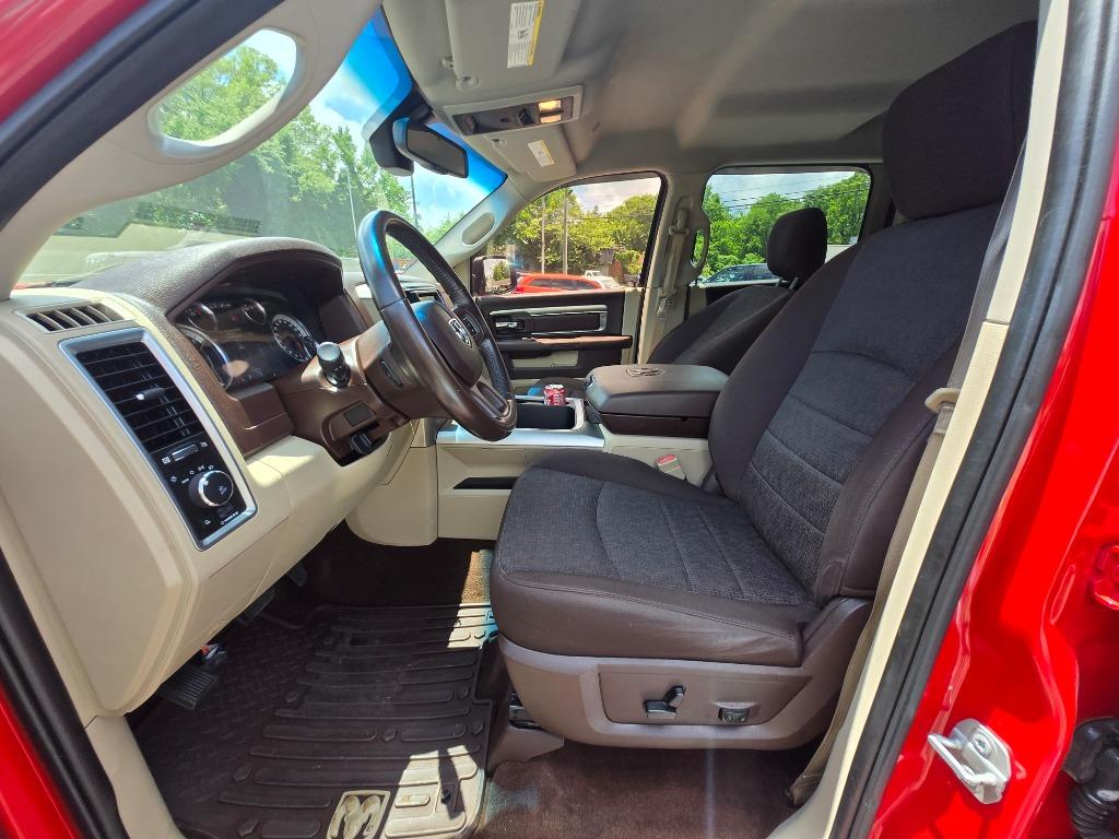 2017 RAM 1500 SLT photo