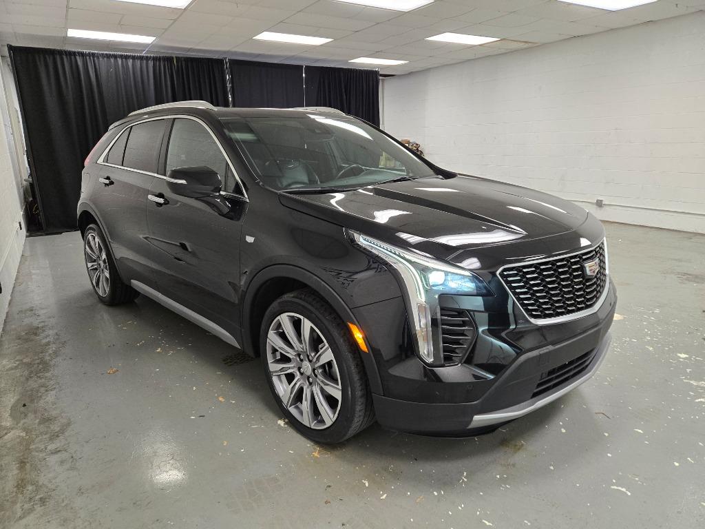 2022 Cadillac XT4 Premium Luxury photo