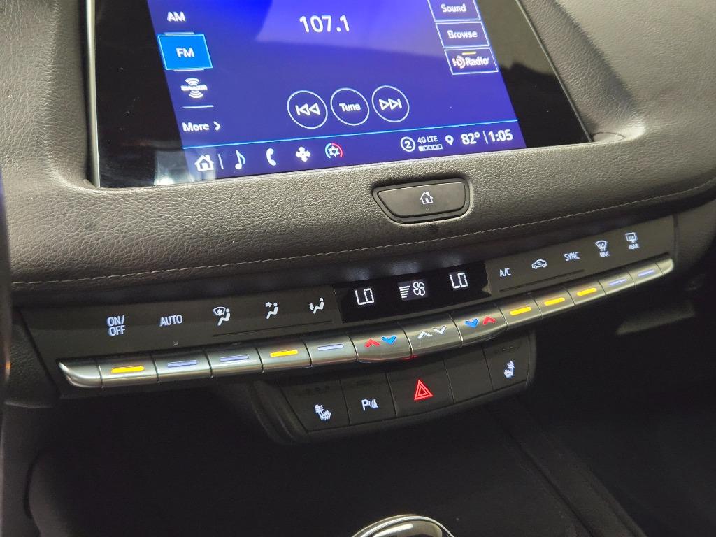 2022 Cadillac XT4 Premium Luxury photo