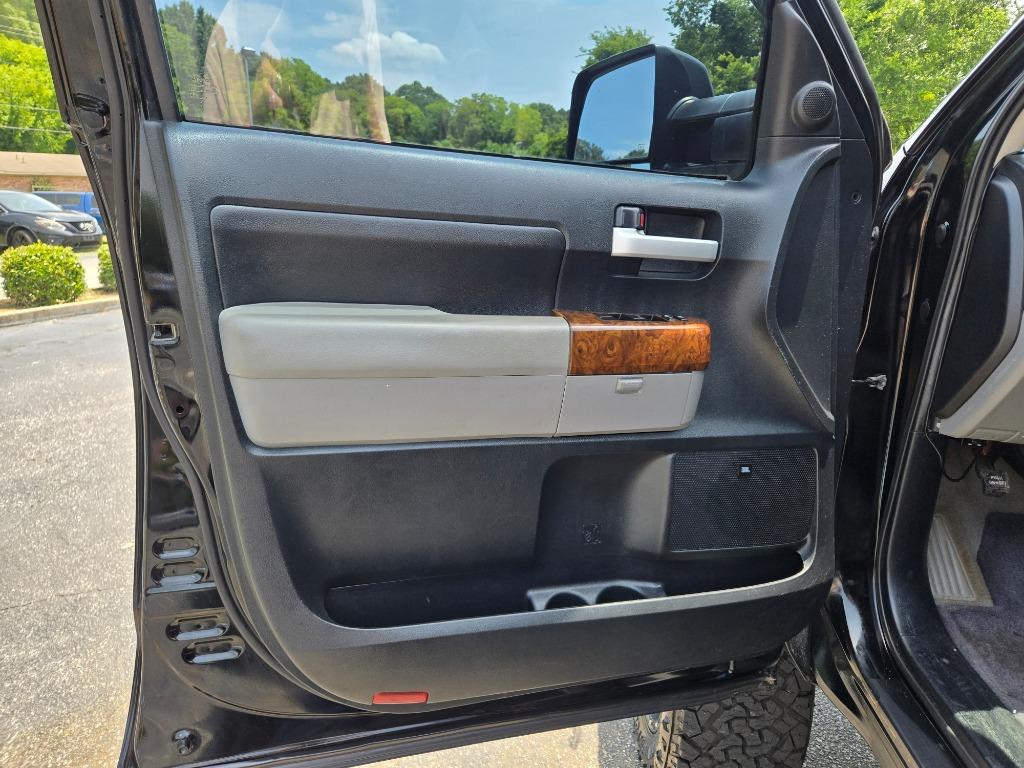 2011 Toyota Tundra Limited photo