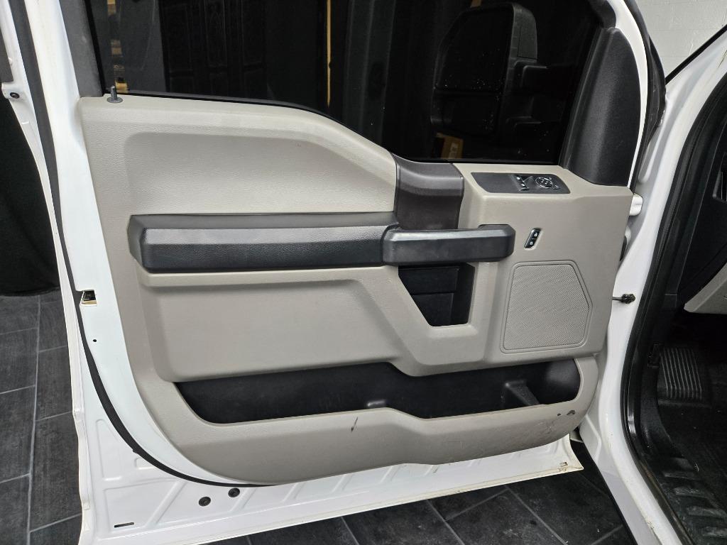 2019 Ford F-150 - $19,995