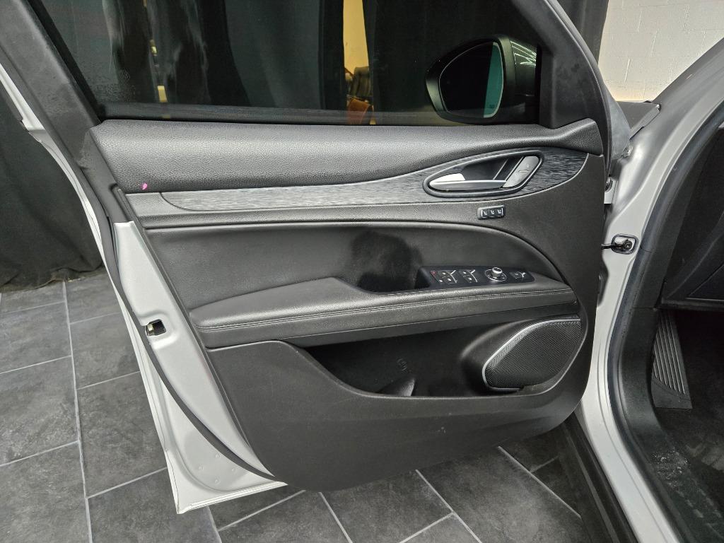 2020 Alfa Romeo Stelvio - $15,095