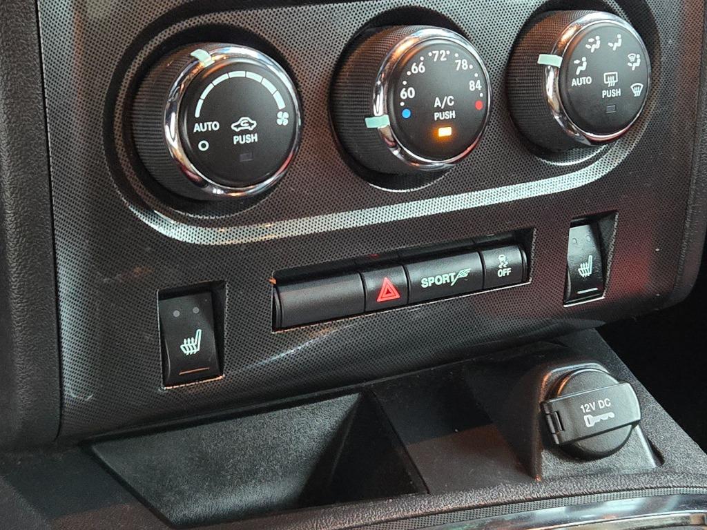 2012 Dodge Challenger - $12,595
