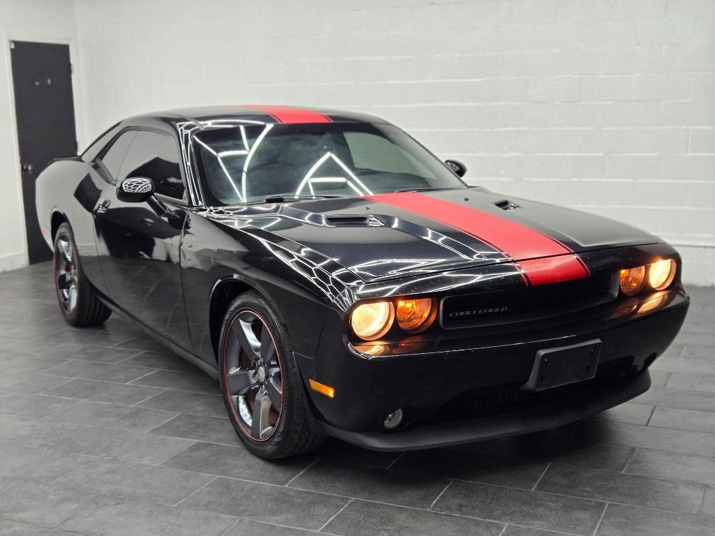 2012 Dodge Challenger - $12,595