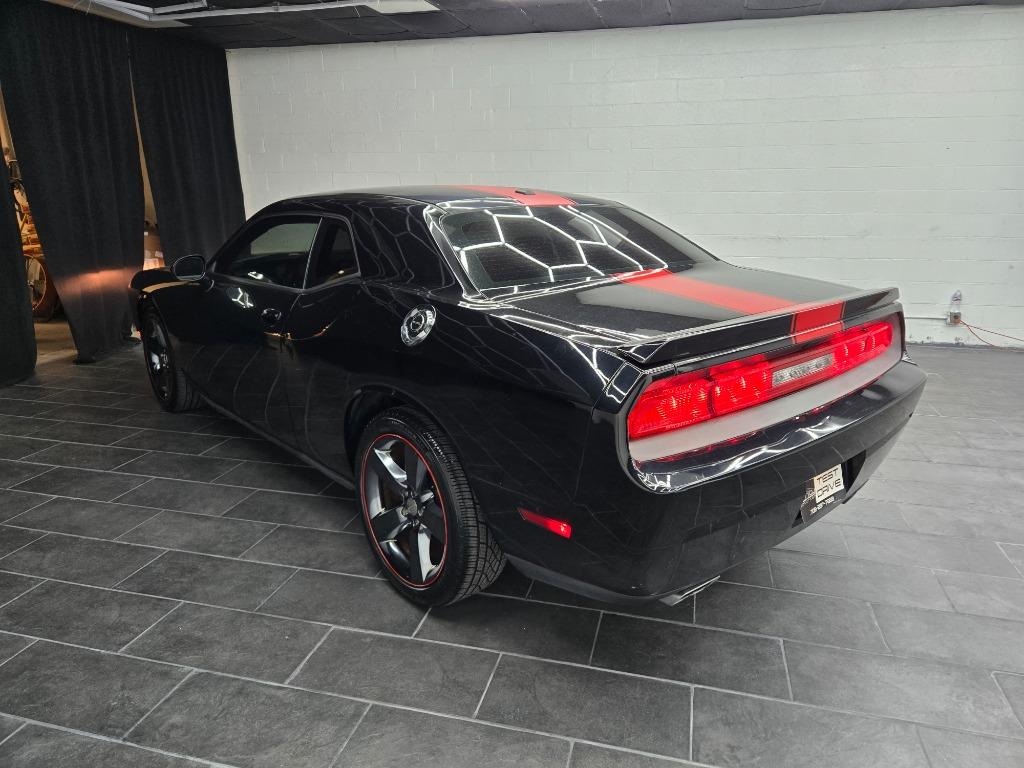 2012 Dodge Challenger - $12,595