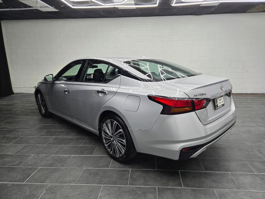 2023 Nissan Altima - $23,995