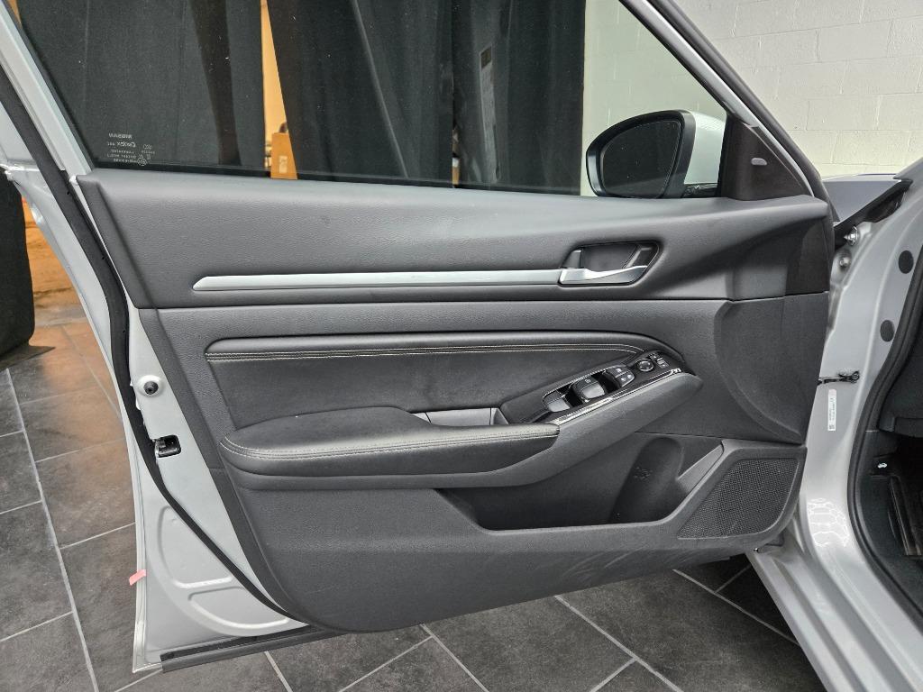 2023 Nissan Altima - $23,995
