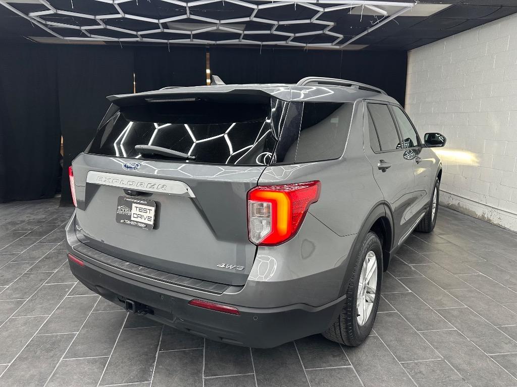 2022 Ford Explorer - $31,995