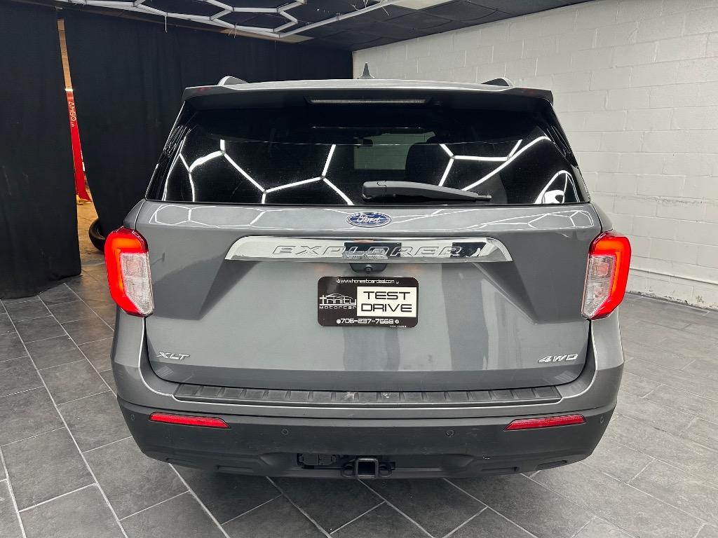 2022 Ford Explorer - $31,995