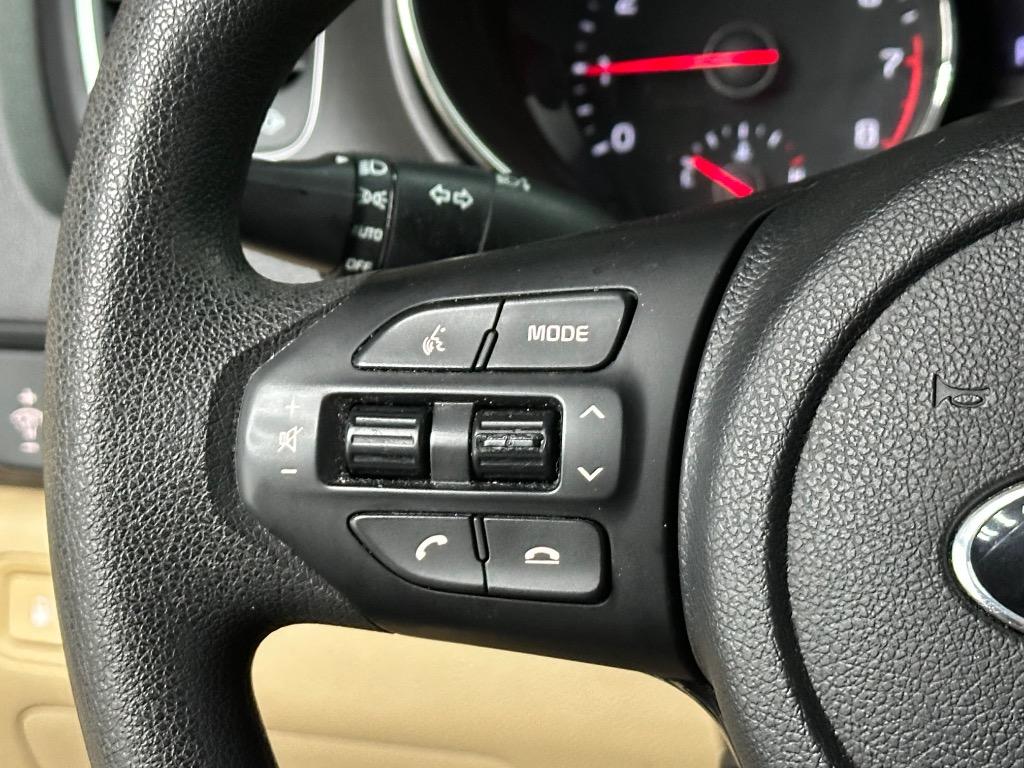 2020 Kia Sedona - $12,995