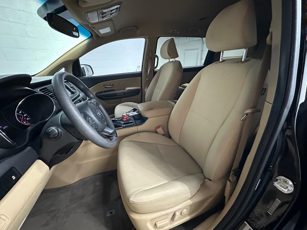 2020 Kia Sedona - $12,995