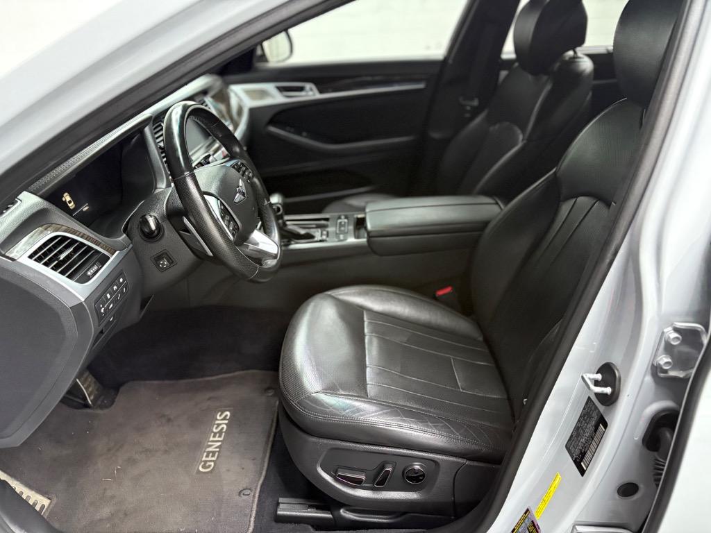 2019 Genesis G70 - $18,495