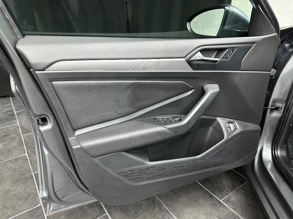 2020 Volkswagen Jetta - $14,595