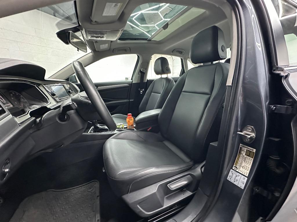 2020 Volkswagen Jetta - $14,595