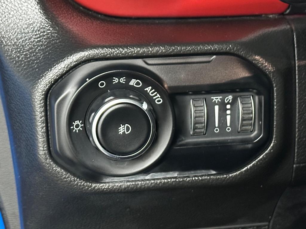 2022 Jeep Wrangler - $39,995