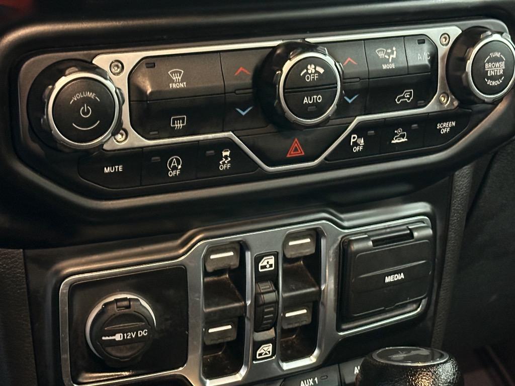 2022 Jeep Wrangler - $39,995