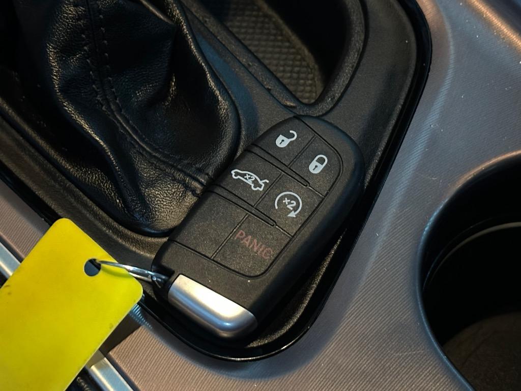 2022 Dodge Challenger - $36,995
