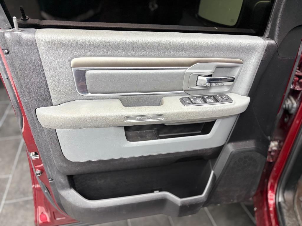 2017 Ram 1500 - $26,995