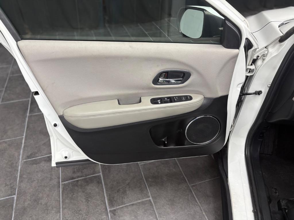 2016 Honda HR-V - $12,395