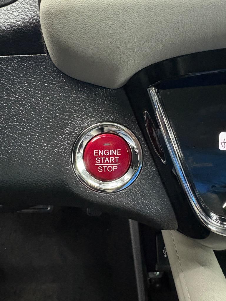 2016 Honda HR-V - $12,395