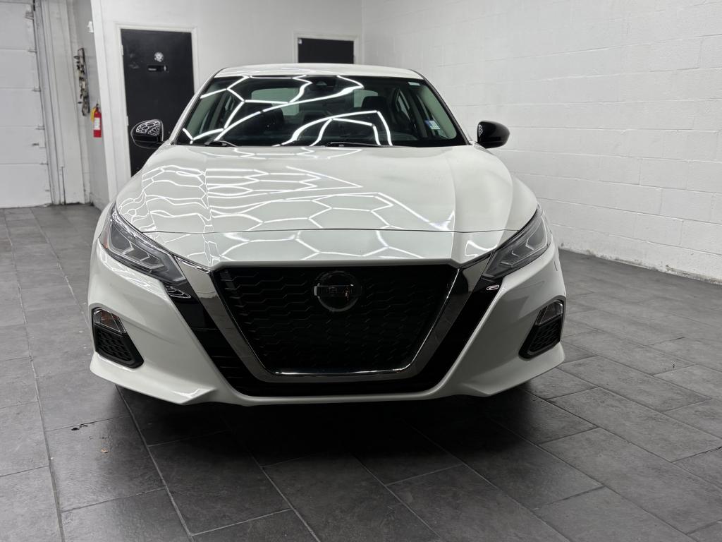 2021 Nissan Altima - $15,995