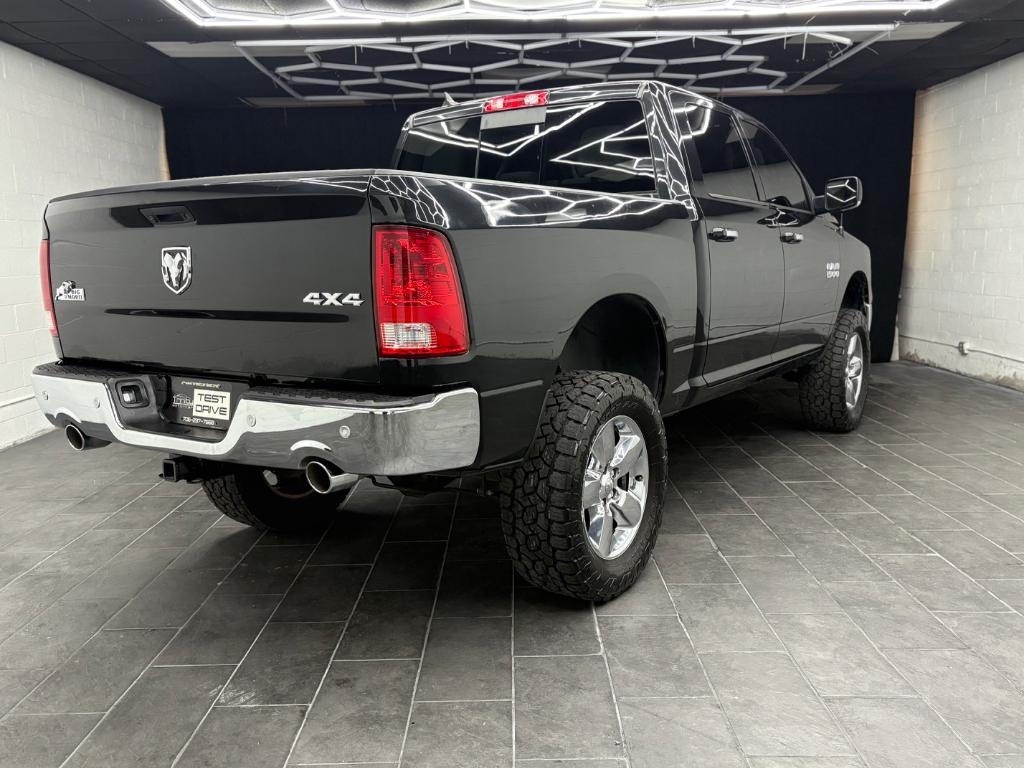 2017 Ram 1500 - $19,995