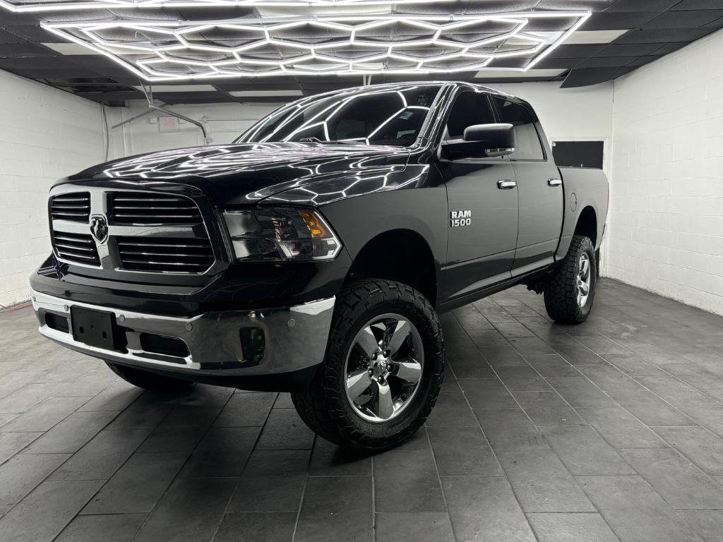 2017 Ram 1500 - $19,995