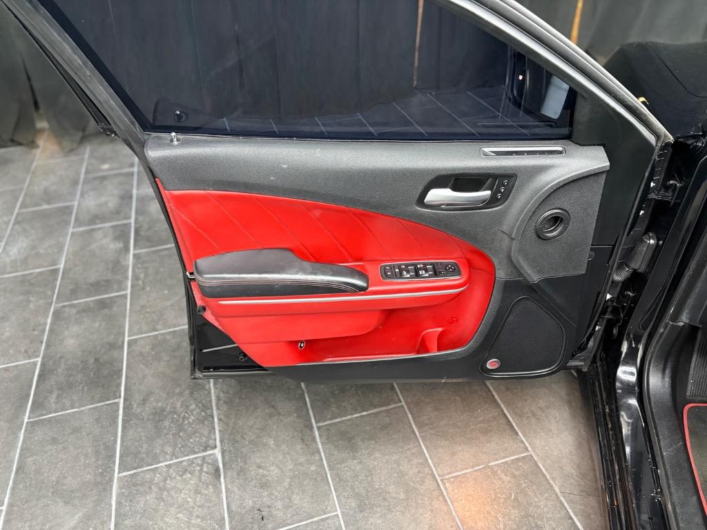 2018 Dodge Charger - $23,995