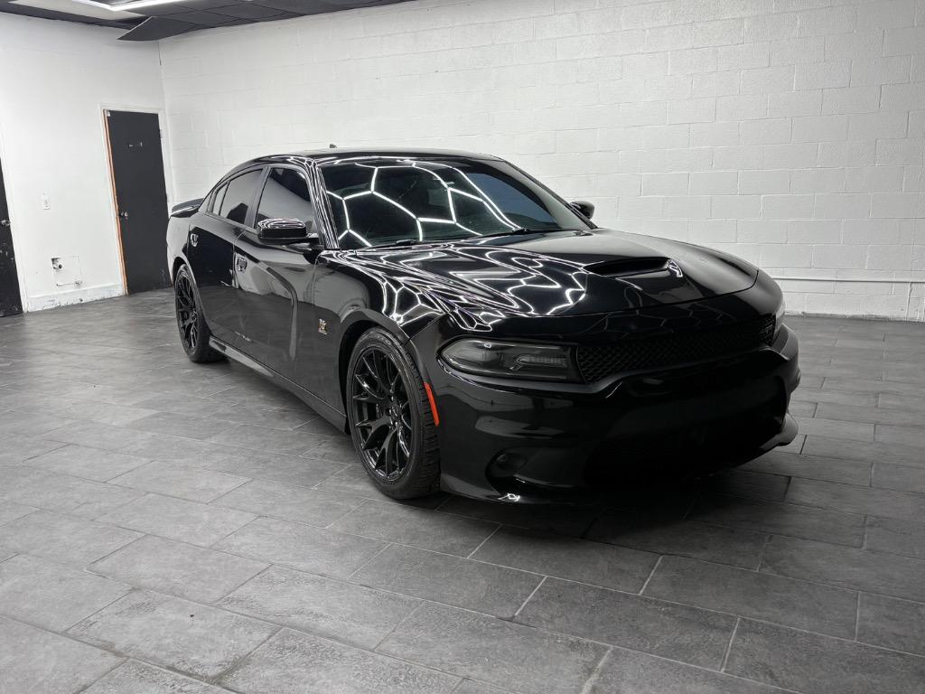 2018 Dodge Charger - $23,995