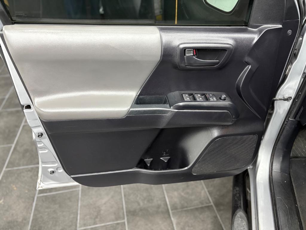 2020 Toyota Tacoma - $22,995