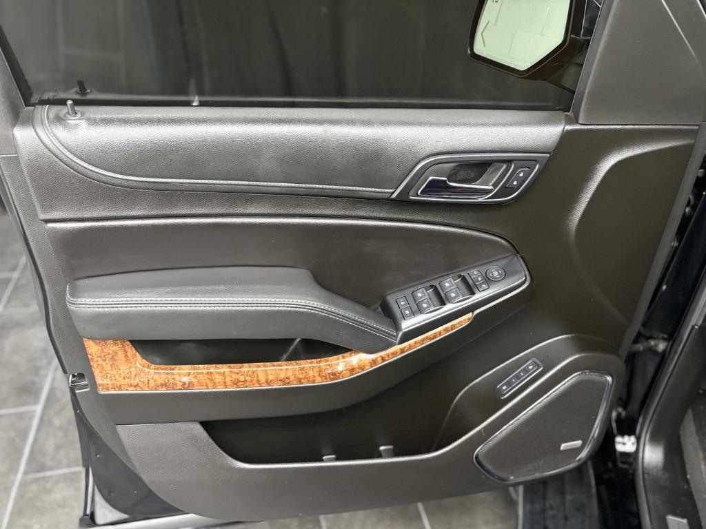 2019 Chevrolet Suburban - $25,995