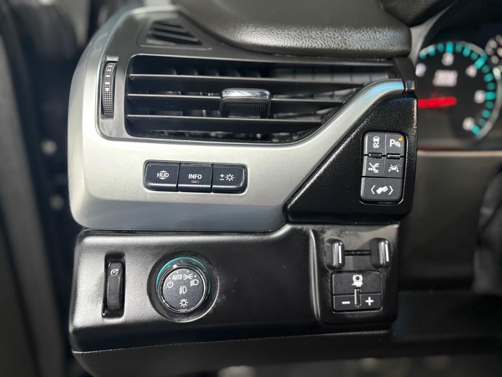 2019 Chevrolet Suburban - $25,995