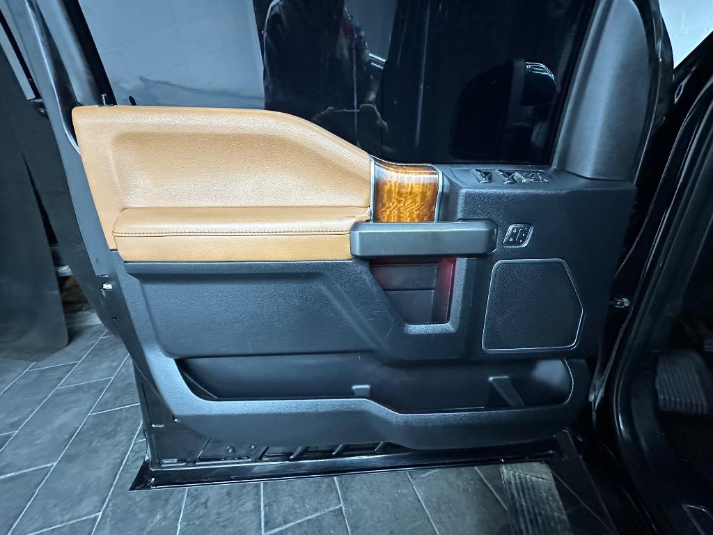 2016 Ford F-150 - $17,995