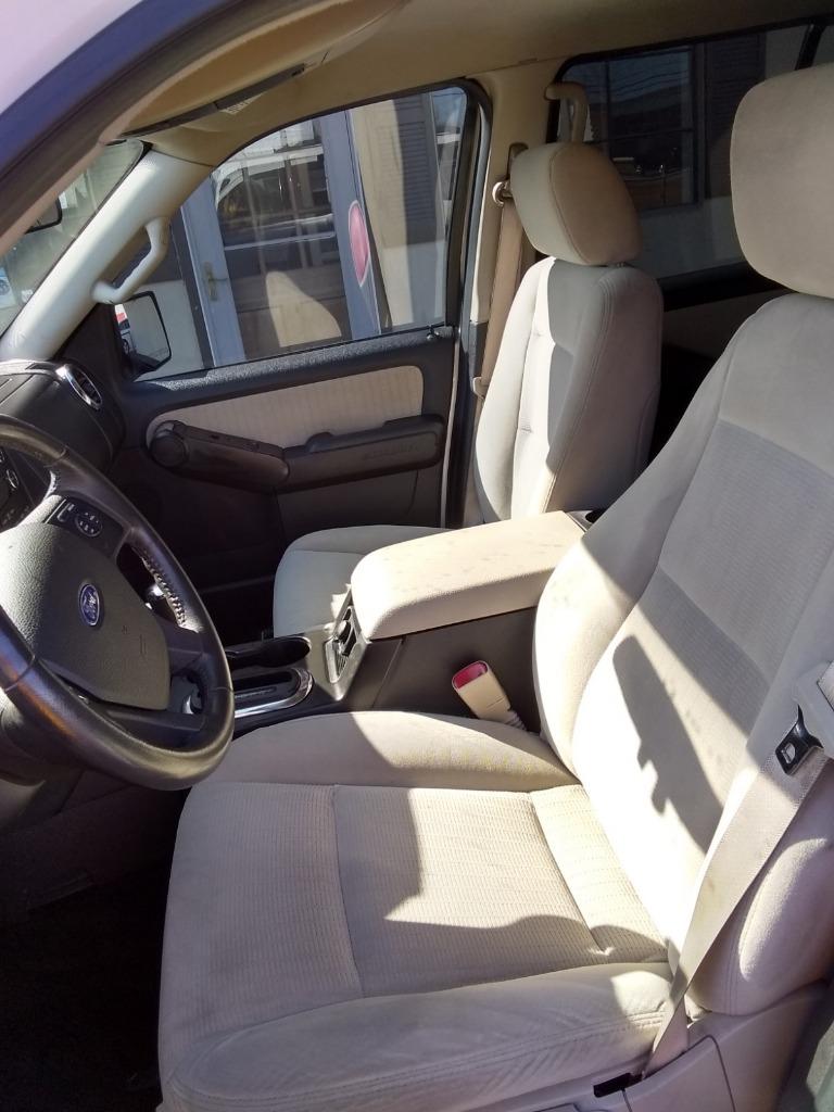 2008 Ford Explorer XLT photo